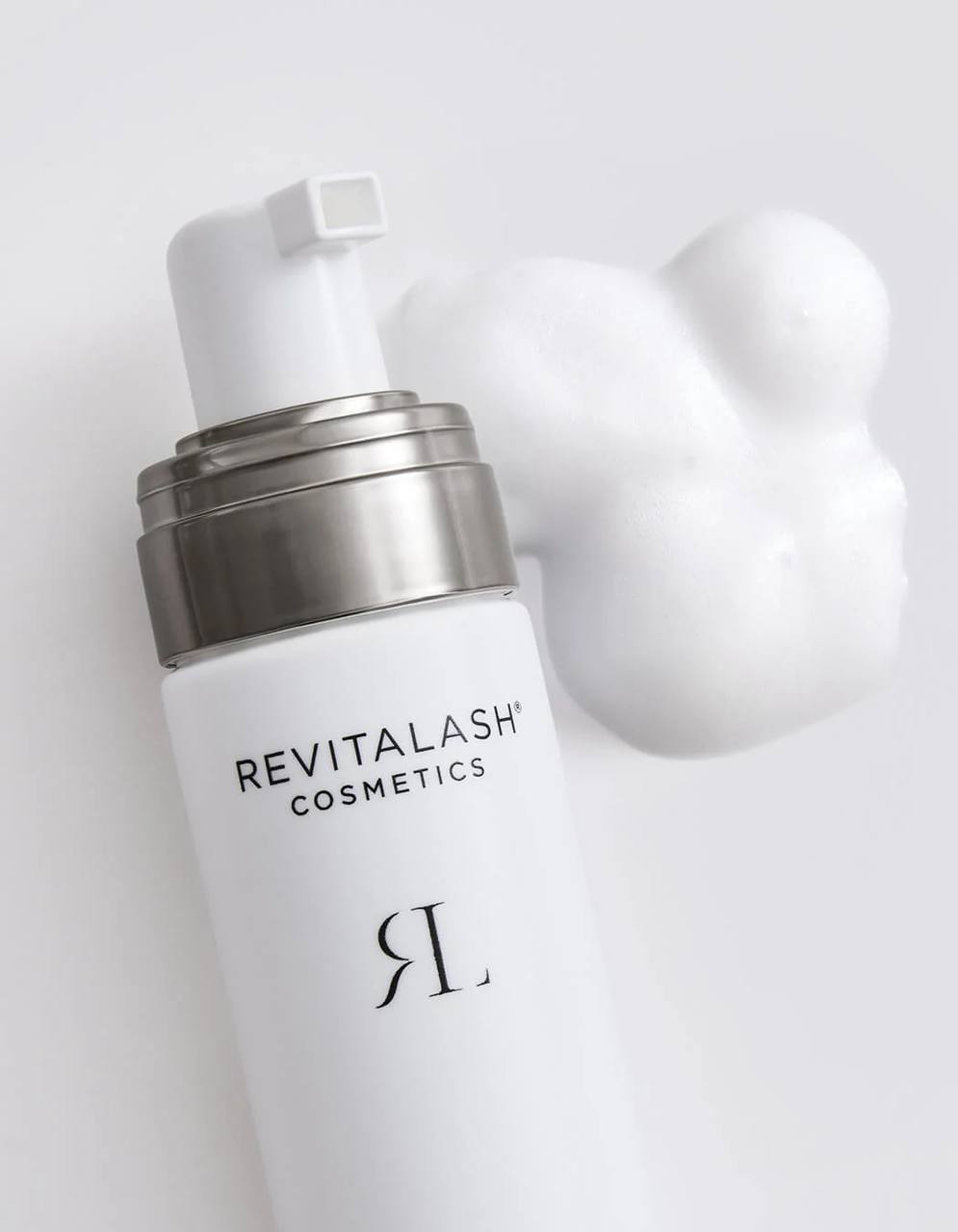 فوم حجم‌دهنده و تقویت‌کننده مو رویتالش RevitaLash Cosmetics Volume Enhancing Foam